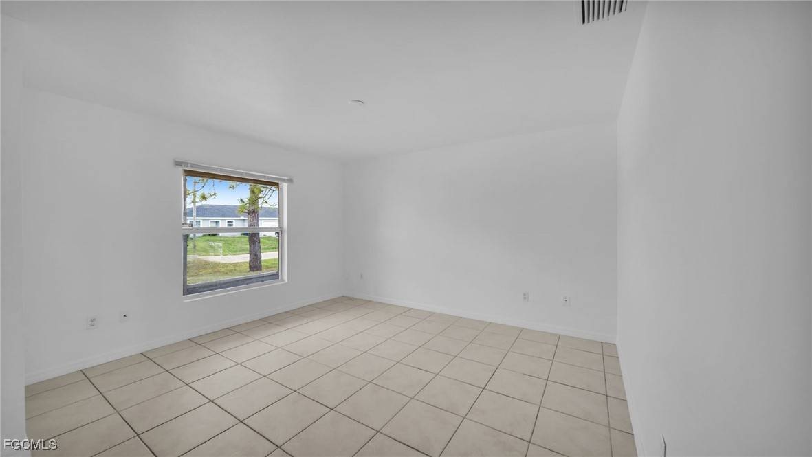 Lehigh Acres, FL 33973,213 Homer AVE S