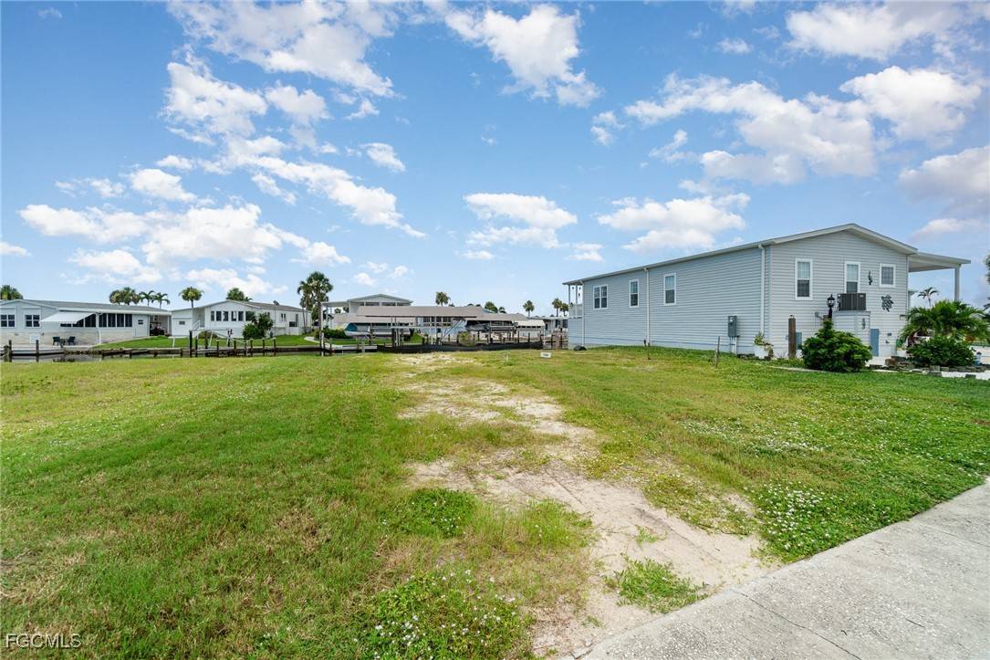 Fort Myers Beach, FL 33931,17860 Stevens BLVD