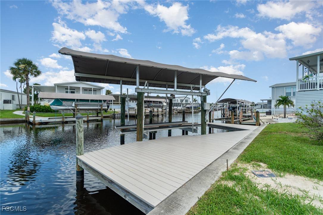 Fort Myers Beach, FL 33931,17860 Stevens BLVD