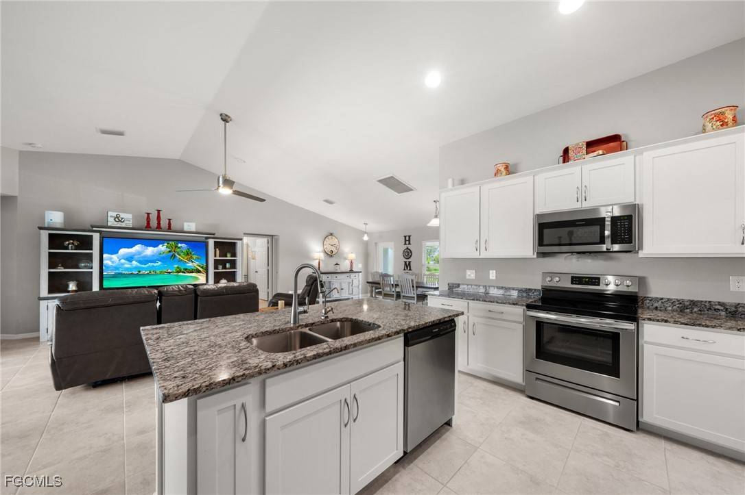 Cape Coral, FL 33993,2805 NW 12th LN