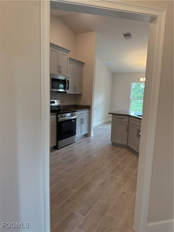 Lehigh Acres, FL 33972,513 Windermere DR