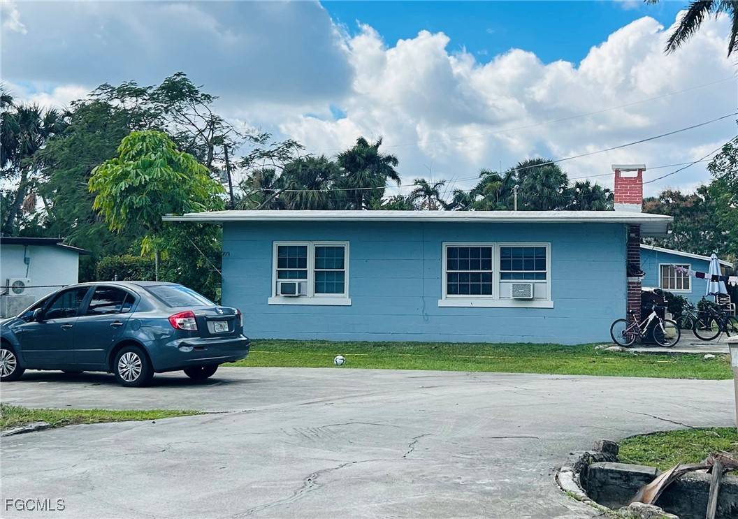 Fort Myers, FL 33905,4465 Birmingham ST #A (Front)
