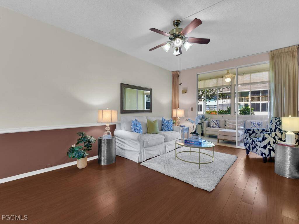 Cape Coral, FL 33904,4202 SE 4th PL #1