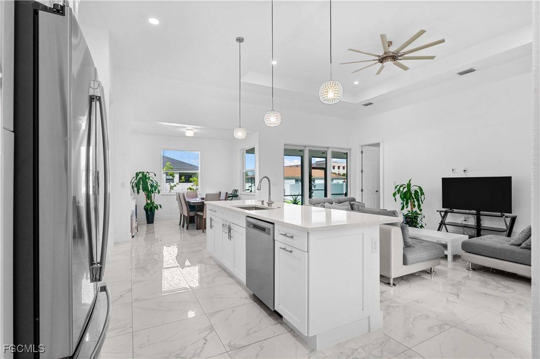 Cape Coral, FL 33909,1516 NE 17th AVE