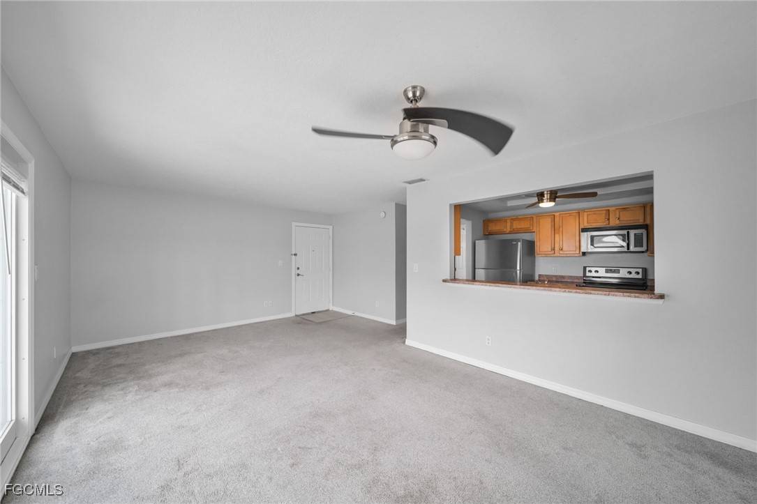 North Fort Myers, FL 33903,3338 N Key DR #4