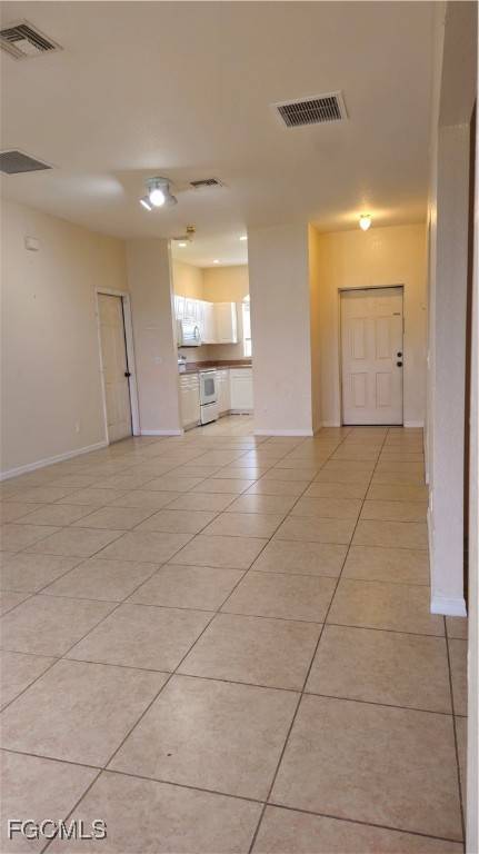 Lehigh Acres, FL 33973,2218 Putter LN