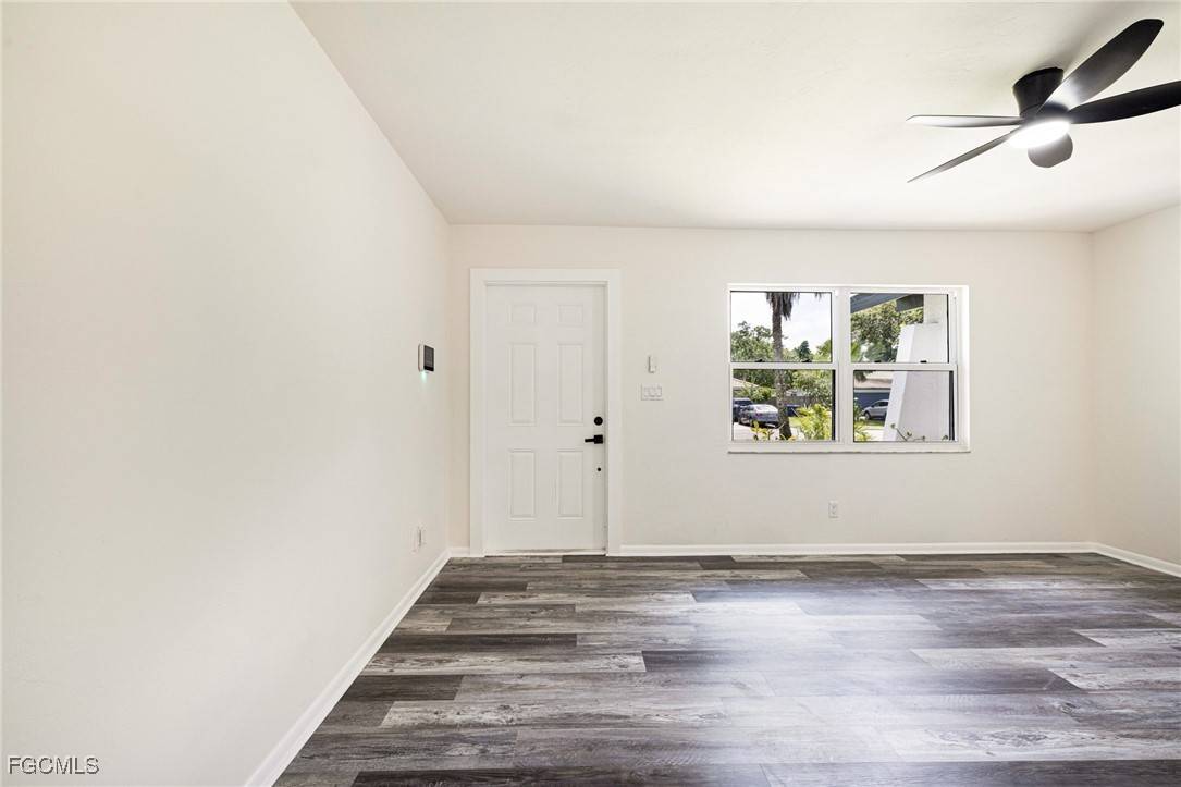 Lehigh Acres, FL 33936,220 Daleview AVE