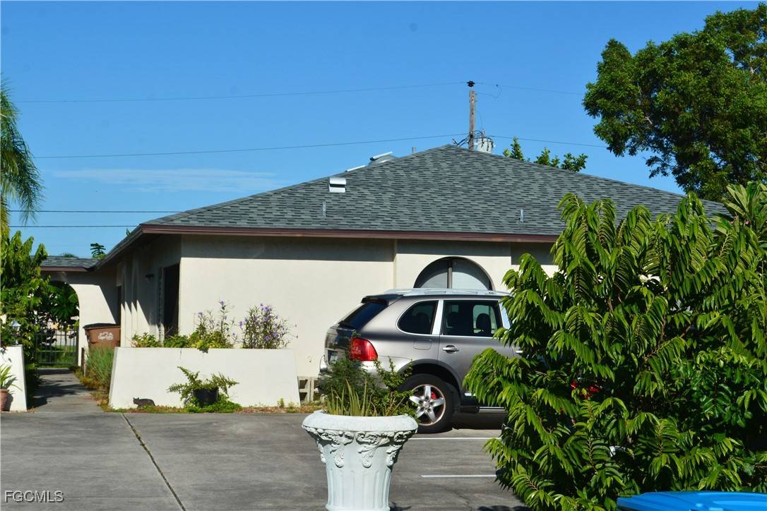 Cape Coral, FL 33904,3706 SE 10th AVE #3