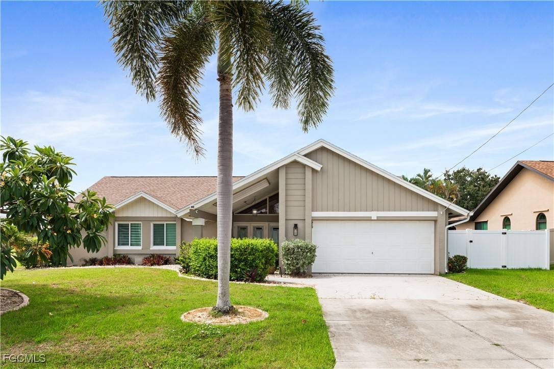 Cape Coral, FL 33990,1726 SE 2nd ST