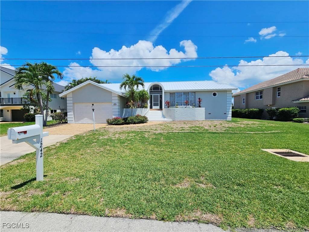 Sanibel, FL 33957,1242 Par View DR