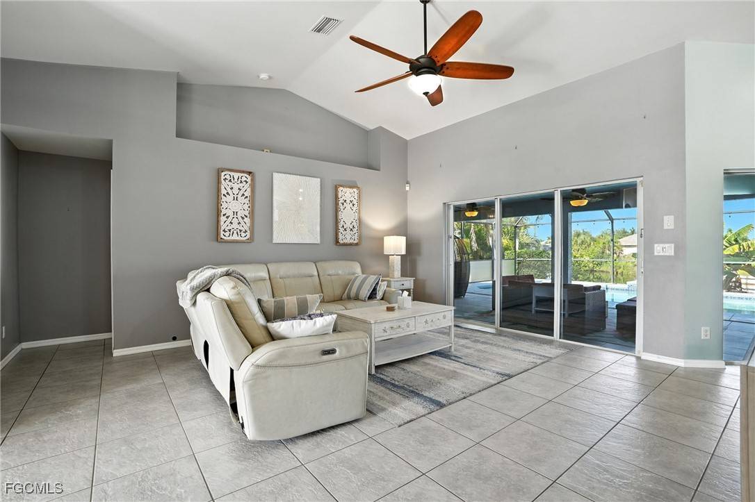 Cape Coral, FL 33914,2802 SW 20th AVE