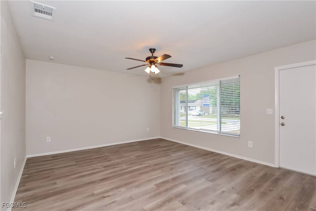 North Port, FL 34287,6947 Roslyn CT