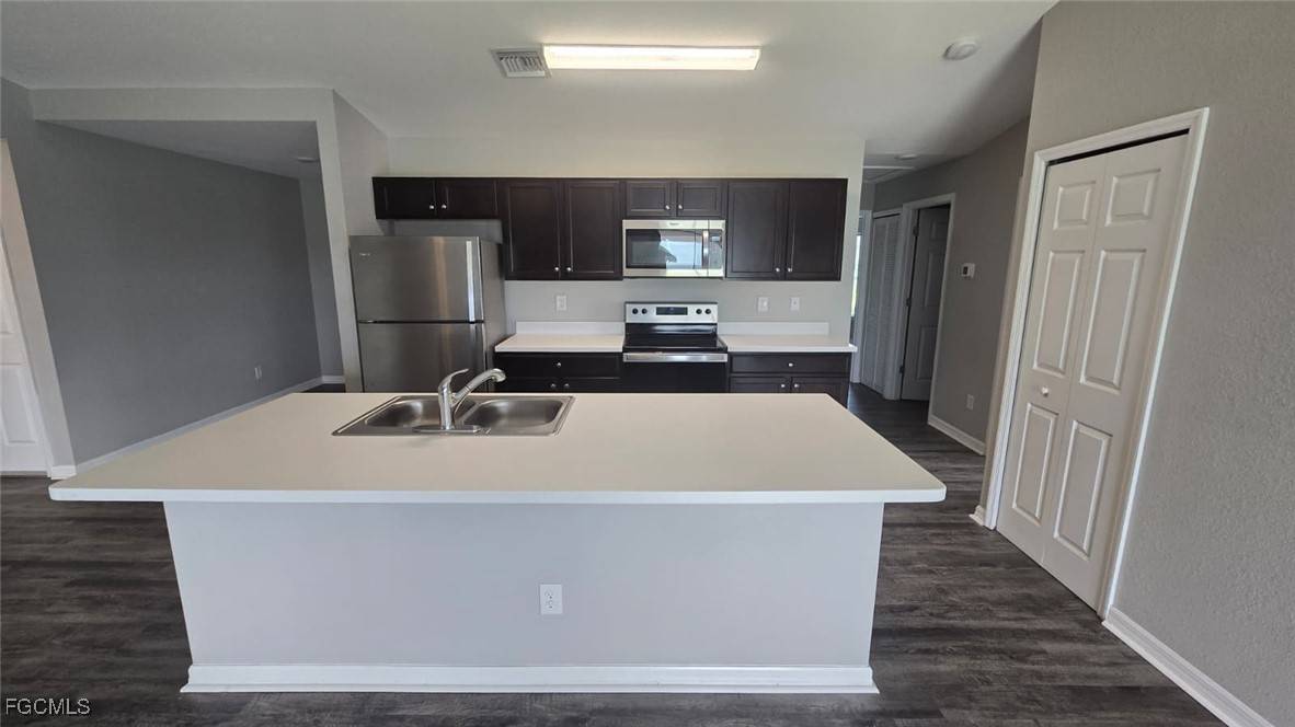 Cape Coral, FL 33993,414 NW 3rd TER