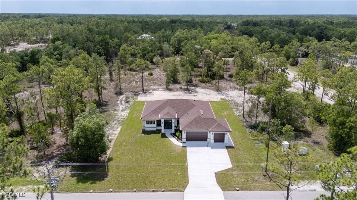 Lehigh Acres, FL 33936,121 Moore AVE