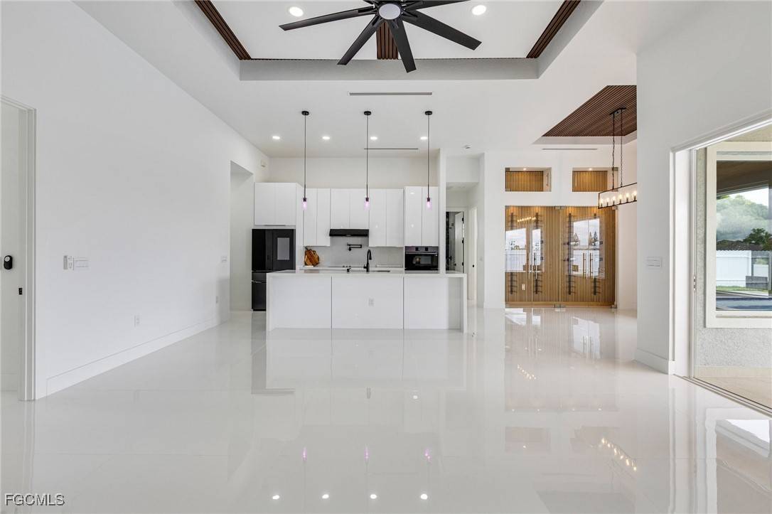 Cape Coral, FL 33990,149 SE 21st ST