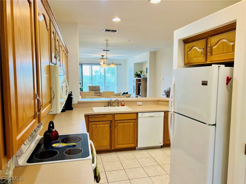 Fort Myers, FL 33908,20061 Sanibel View CIR #204
