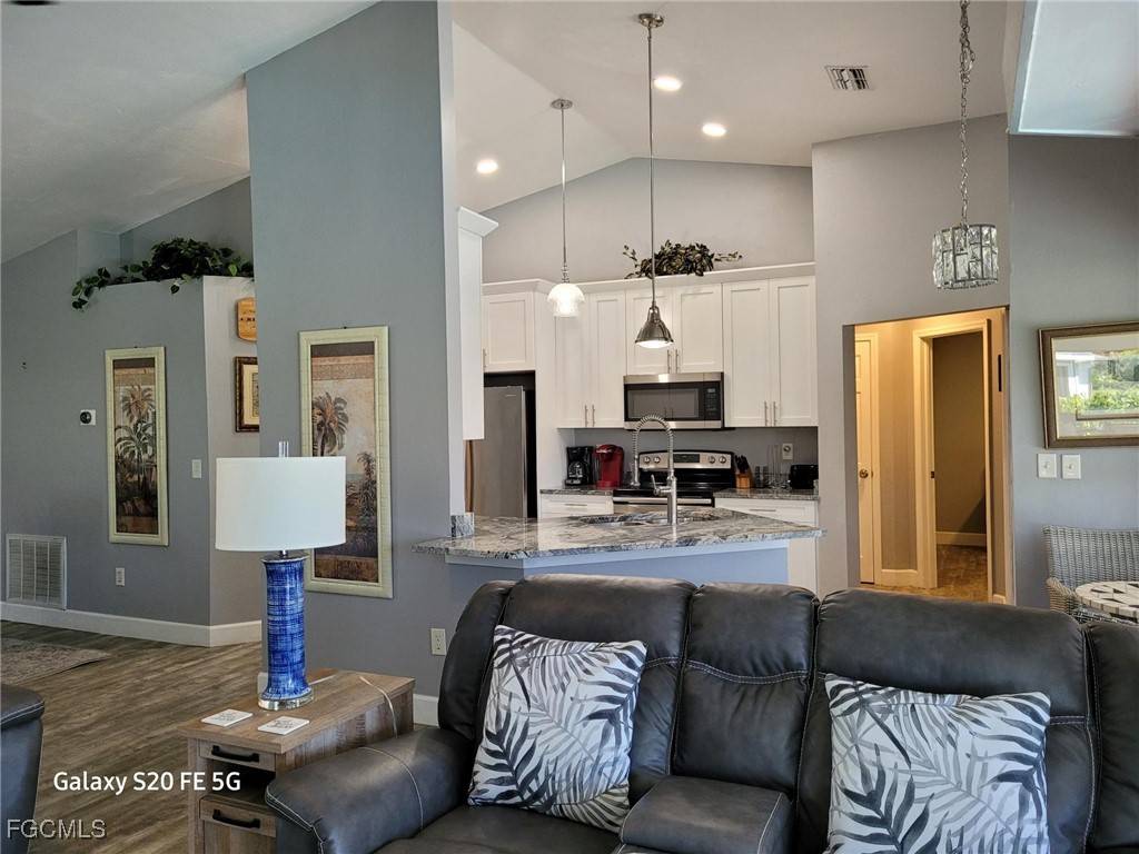Cape Coral, FL 33914,1128 SW 45th TER