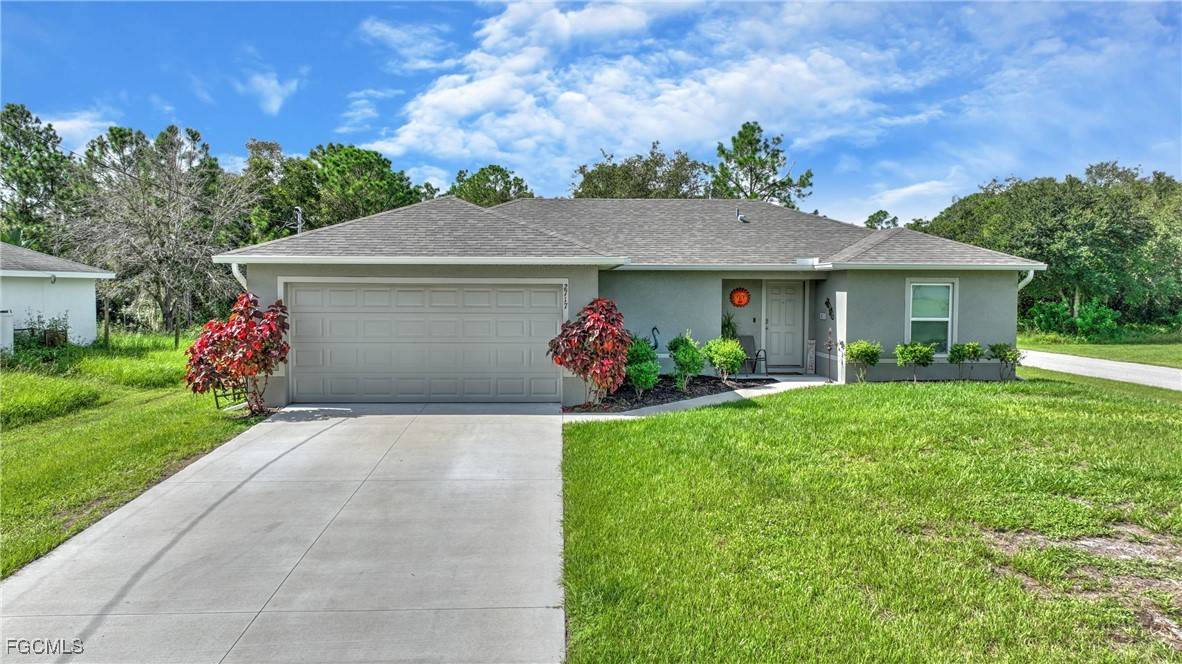 Lehigh Acres, FL 33976,2717 51st ST SW