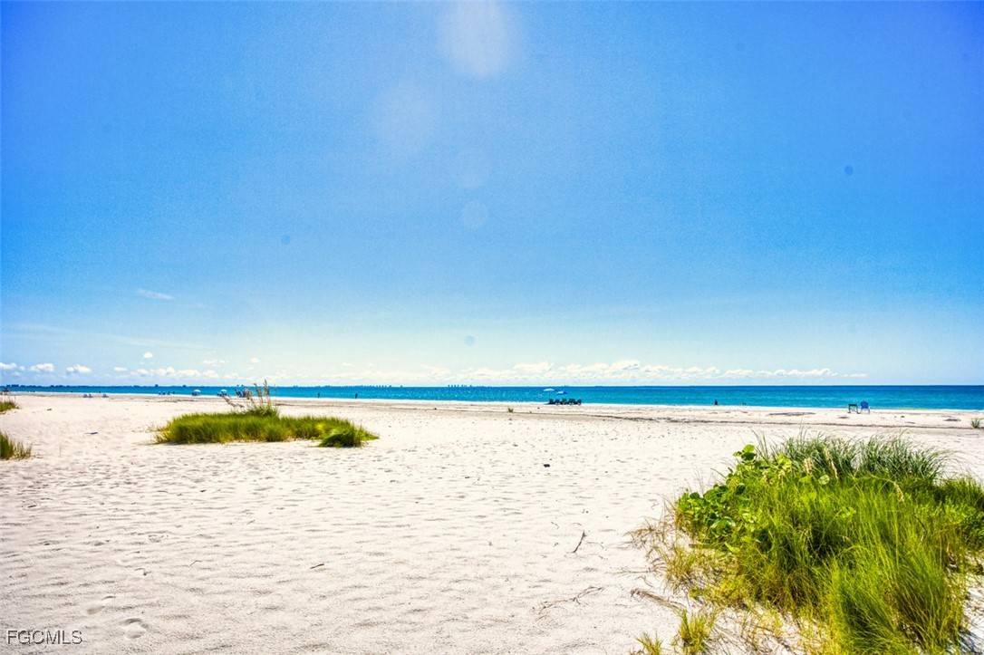Sanibel, FL 33957,1246 Fulgur ST #207