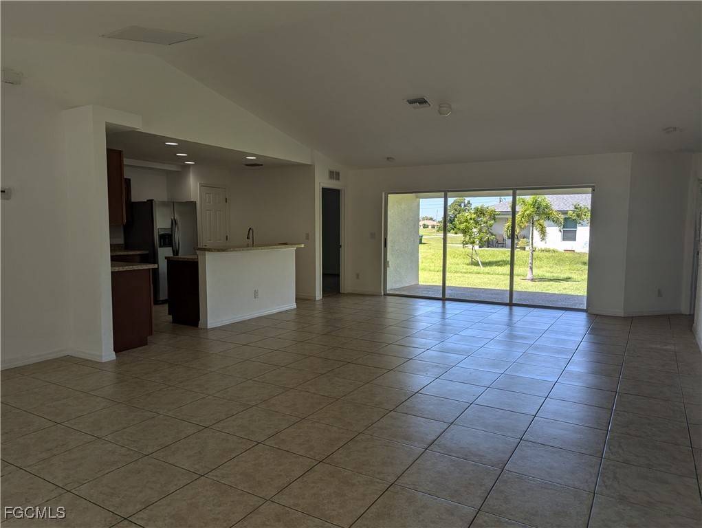 Cape Coral, FL 33909,2904 NE 1st AVE