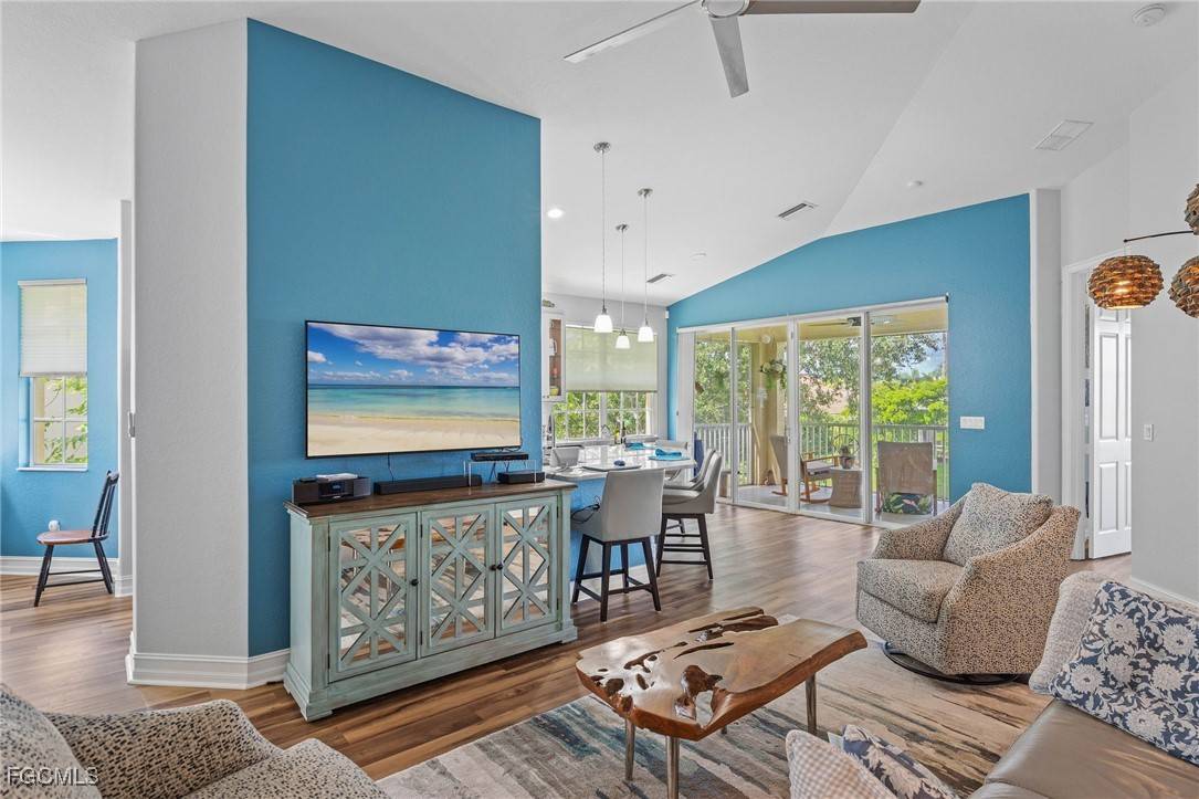 Cape Coral, FL 33914,5610 Cape Harbour DR #201