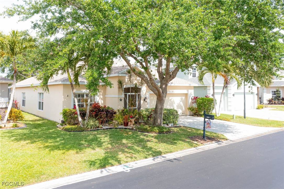 Fort Myers, FL 33912,9005 Falcon Pointe LOOP