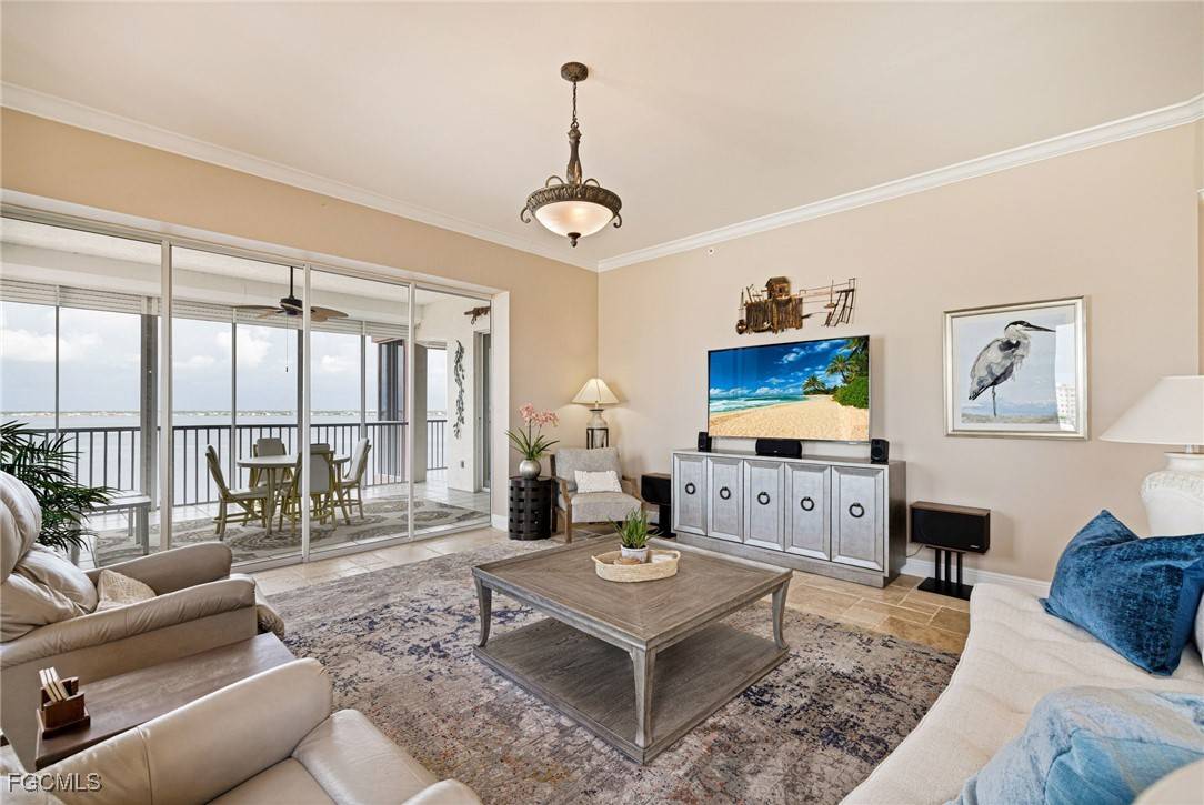 Fort Myers, FL 33908,14813 Laguna DR #PH-1B