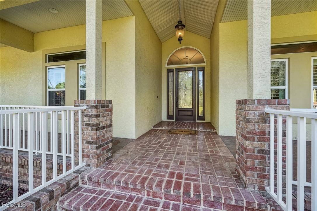 Alva, FL 33920,16990 River Boat BND