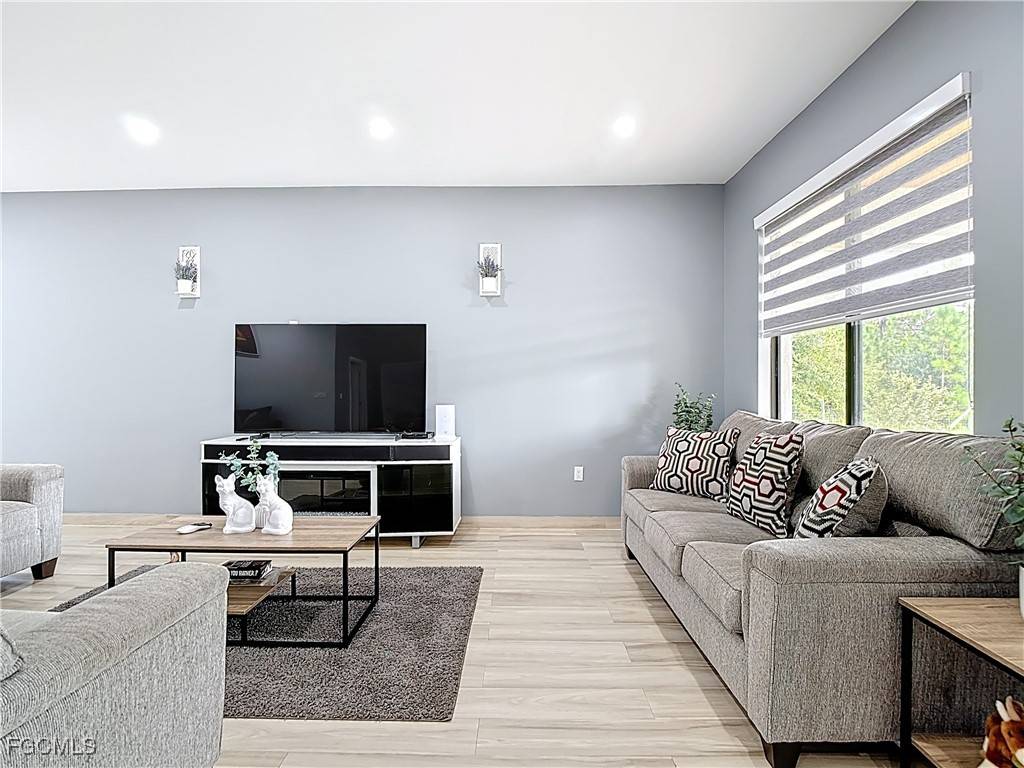 Clewiston, FL 33440,320 N Palomino ST