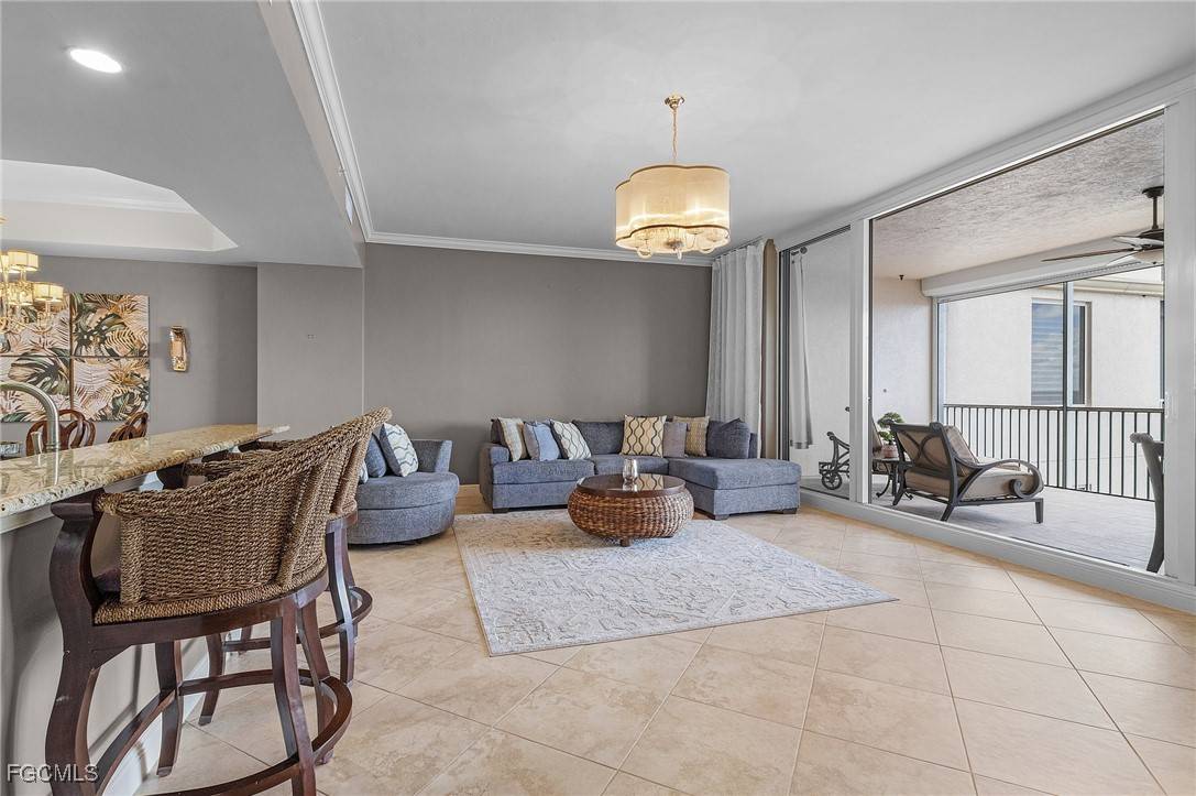 Fort Myers, FL 33901,2090 W First ST #2007