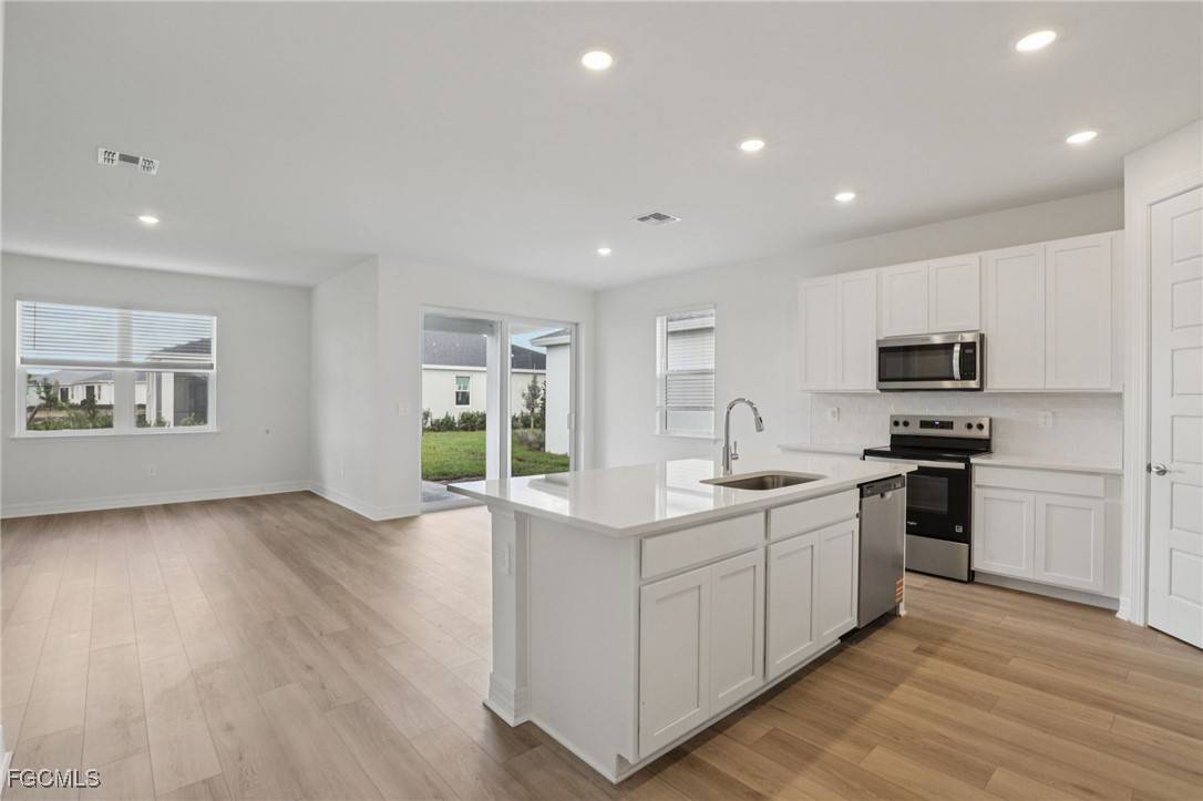 Punta Gorda, FL 33982,44404 Frontier DR