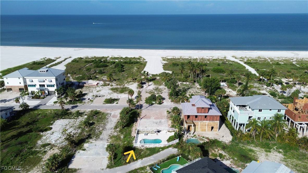 Fort Myers Beach, FL 33931,6041 Gulf RD