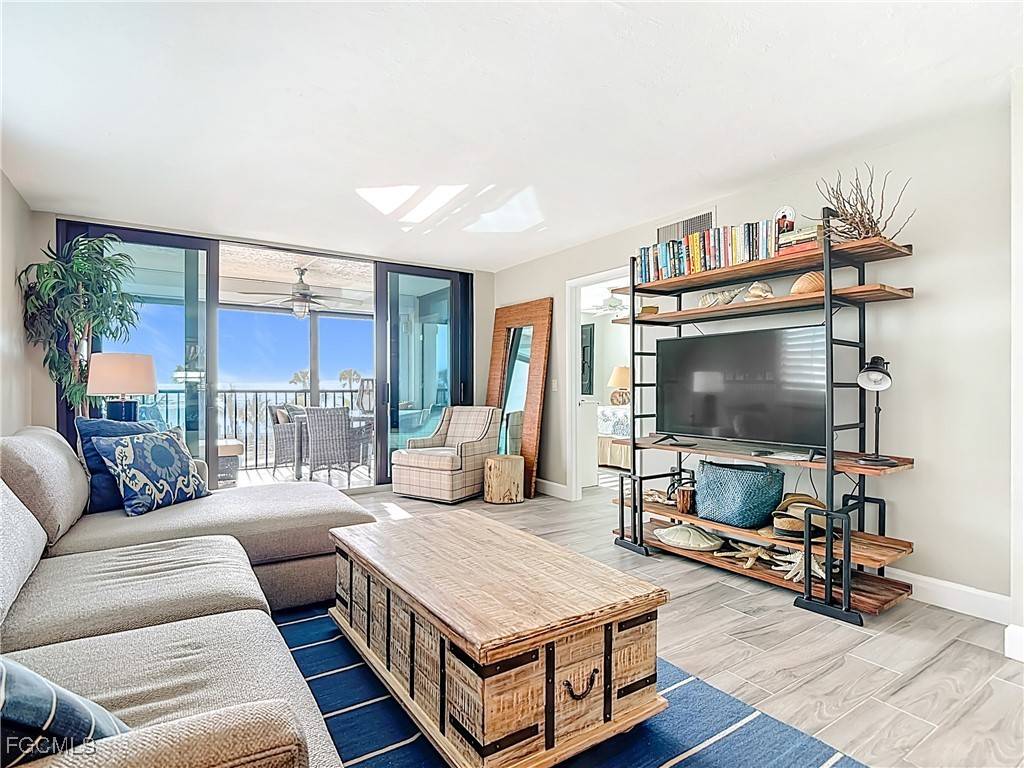 Fort Myers Beach, FL 33931,2810 Estero BLVD #312