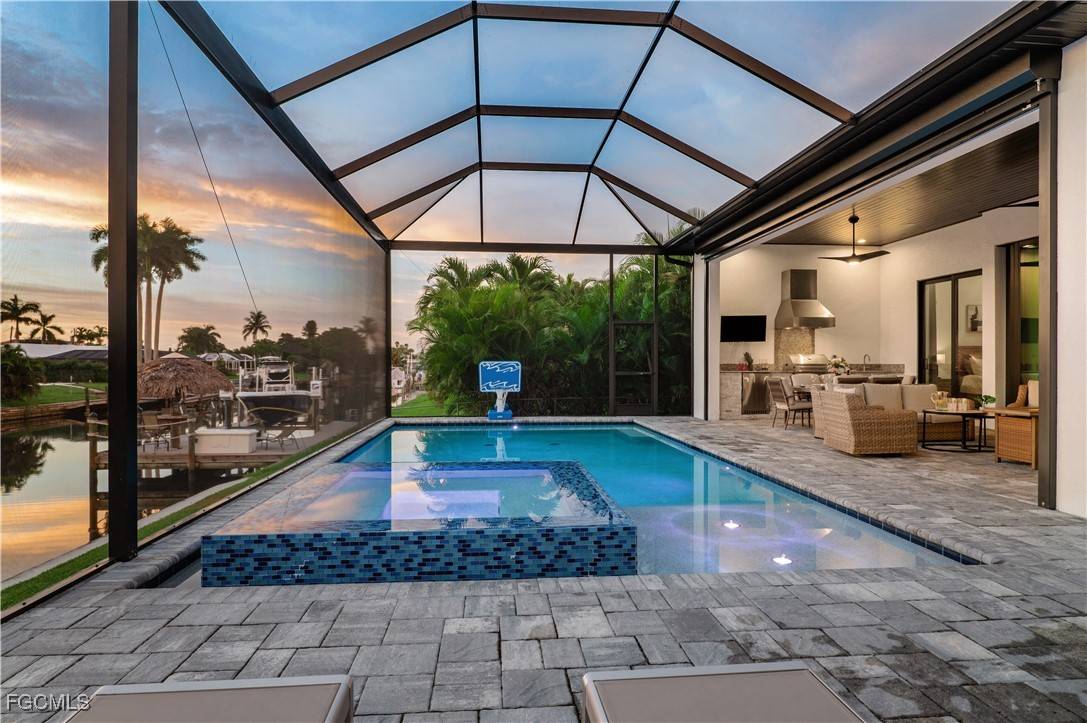 Cape Coral, FL 33904,5130 Atlantic CT