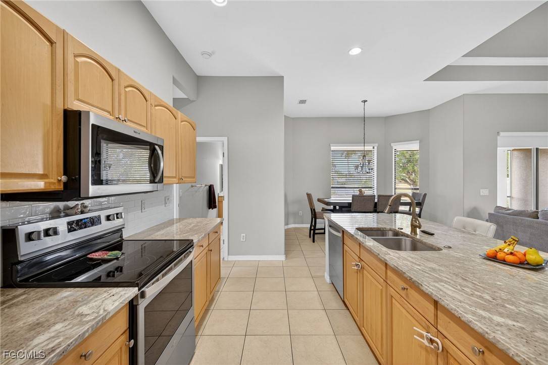 Cape Coral, FL 33909,404 NE 18th AVE