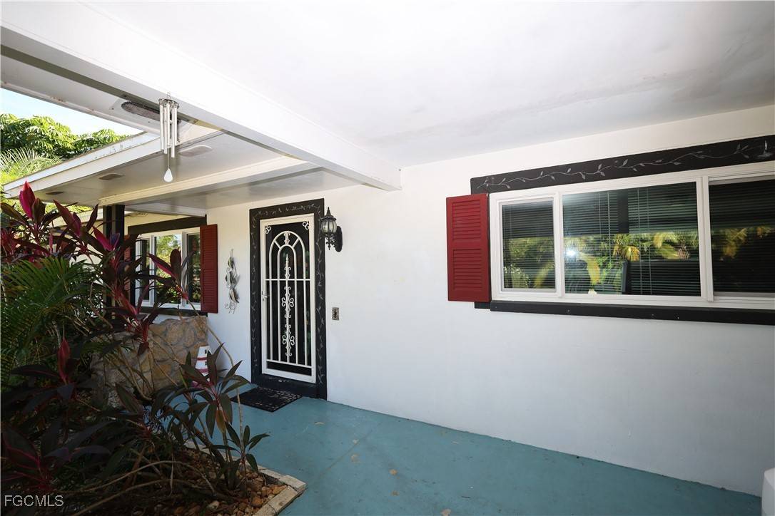 Cape Coral, FL 33909,1306 NE 4th TER