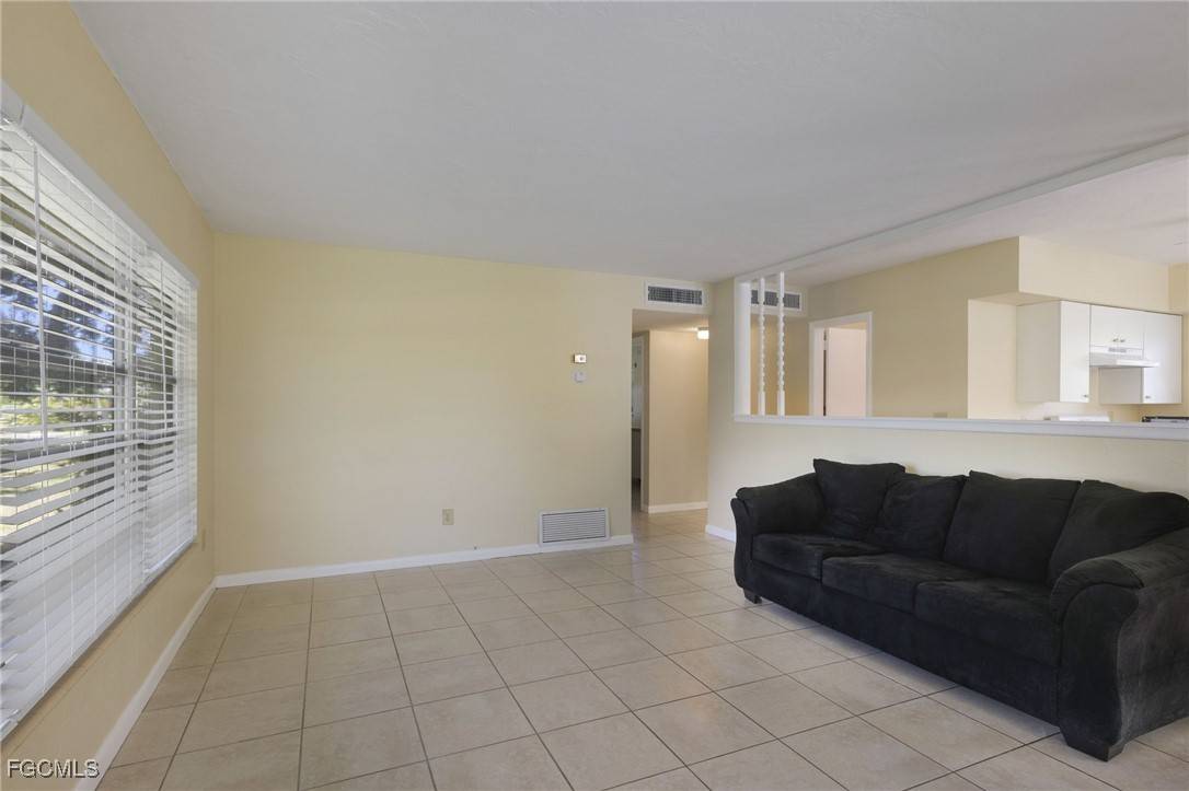 Lehigh Acres, FL 33936,112 Clayton AVE