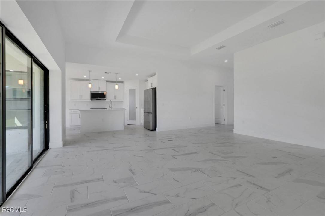 Cape Coral, FL 33993,112 NW 15th PL