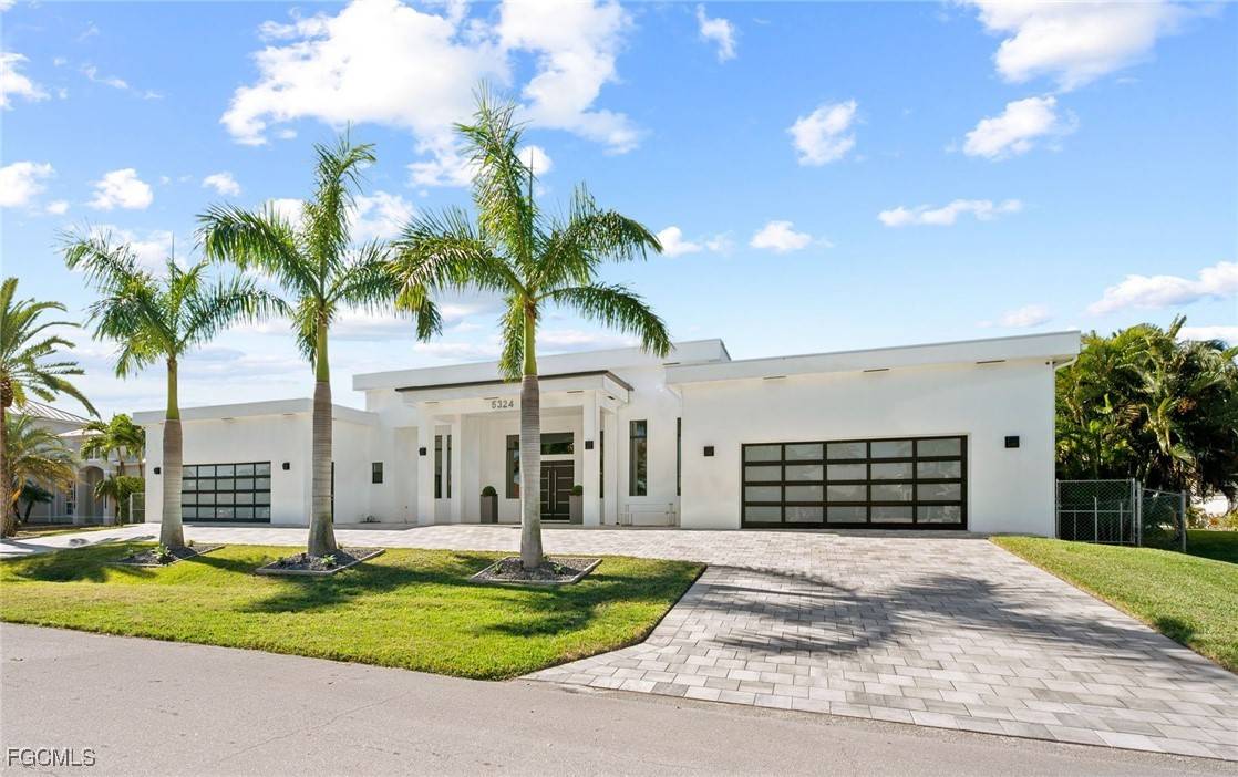 Cape Coral, FL 33904,5324 Mayfair CT