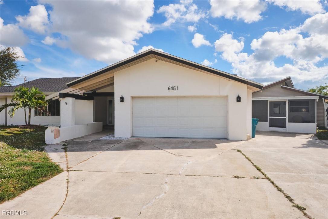 Fort Myers, FL 33919,6451 Adelphi CIR