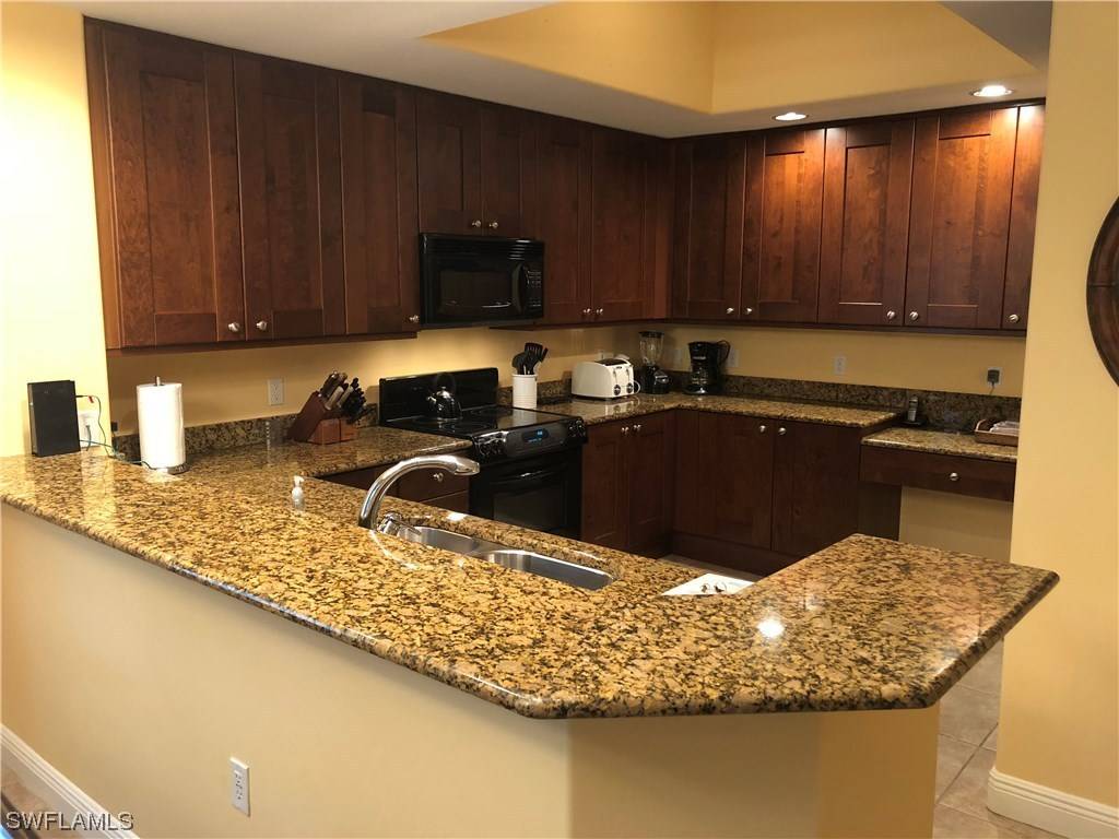 Naples, FL 34102,1045 Sandpiper ST #G-204