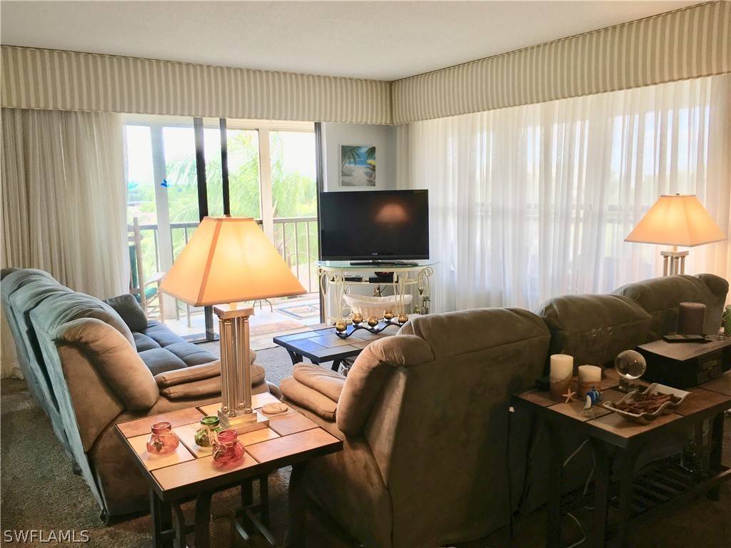 North Fort Myers, FL 33903,3460 N Key DR #410