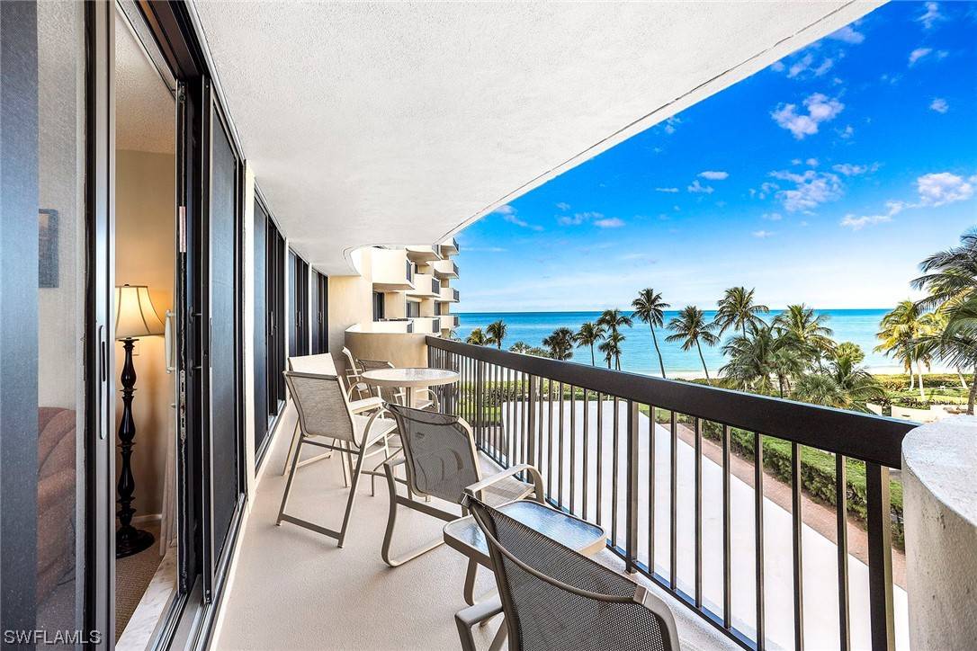 Naples, FL 34103,4001 Gulf Shore BLVD N #400