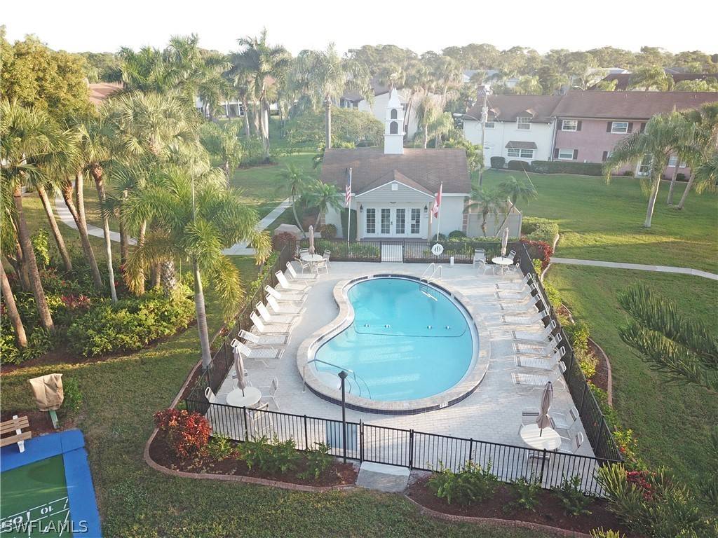 North Fort Myers, FL 33917,7007 New Post DR #7