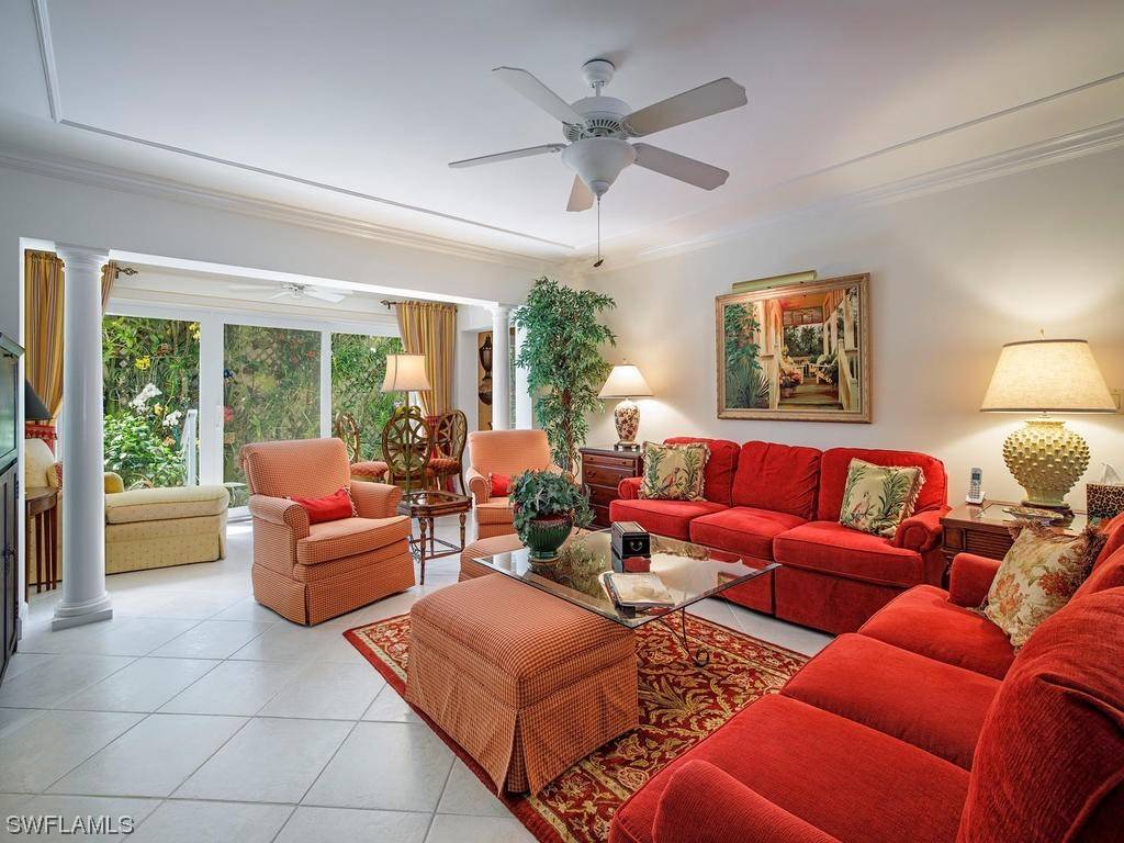Naples, FL 34102,265 5th AVE S
