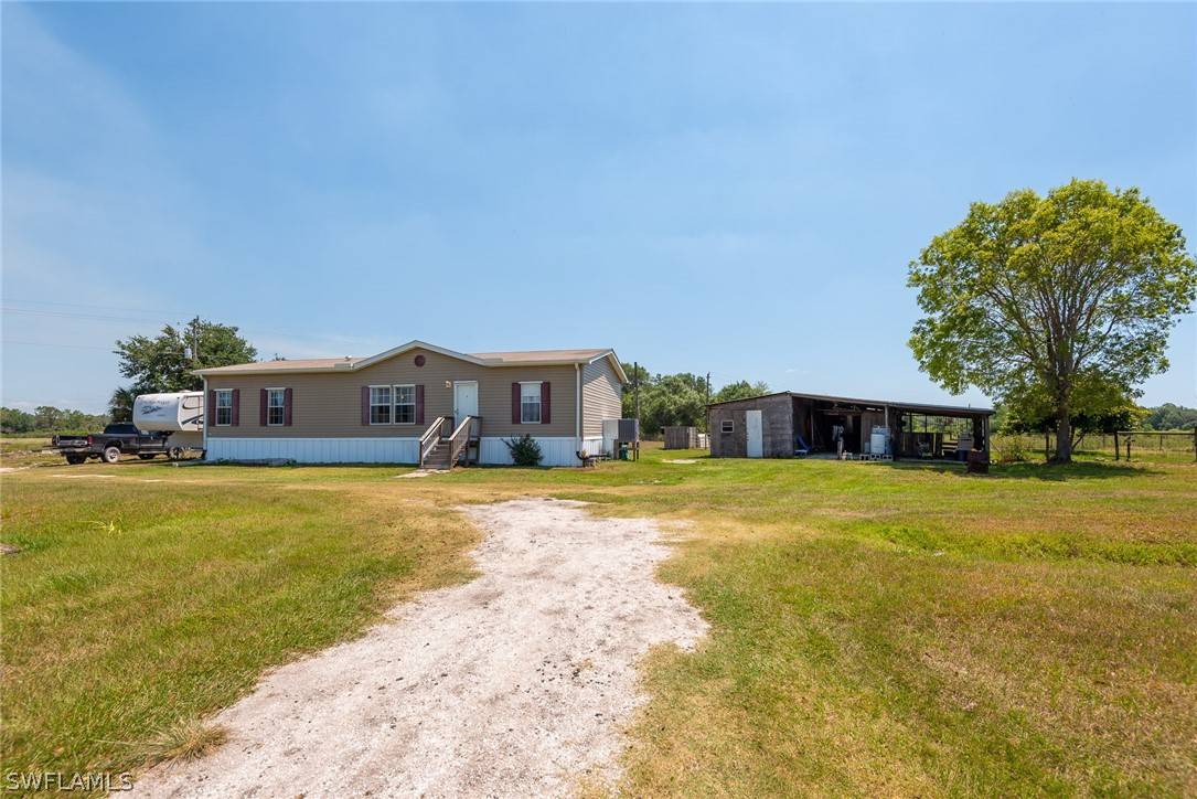 Labelle, FL 33935,2060 Fernwood LN