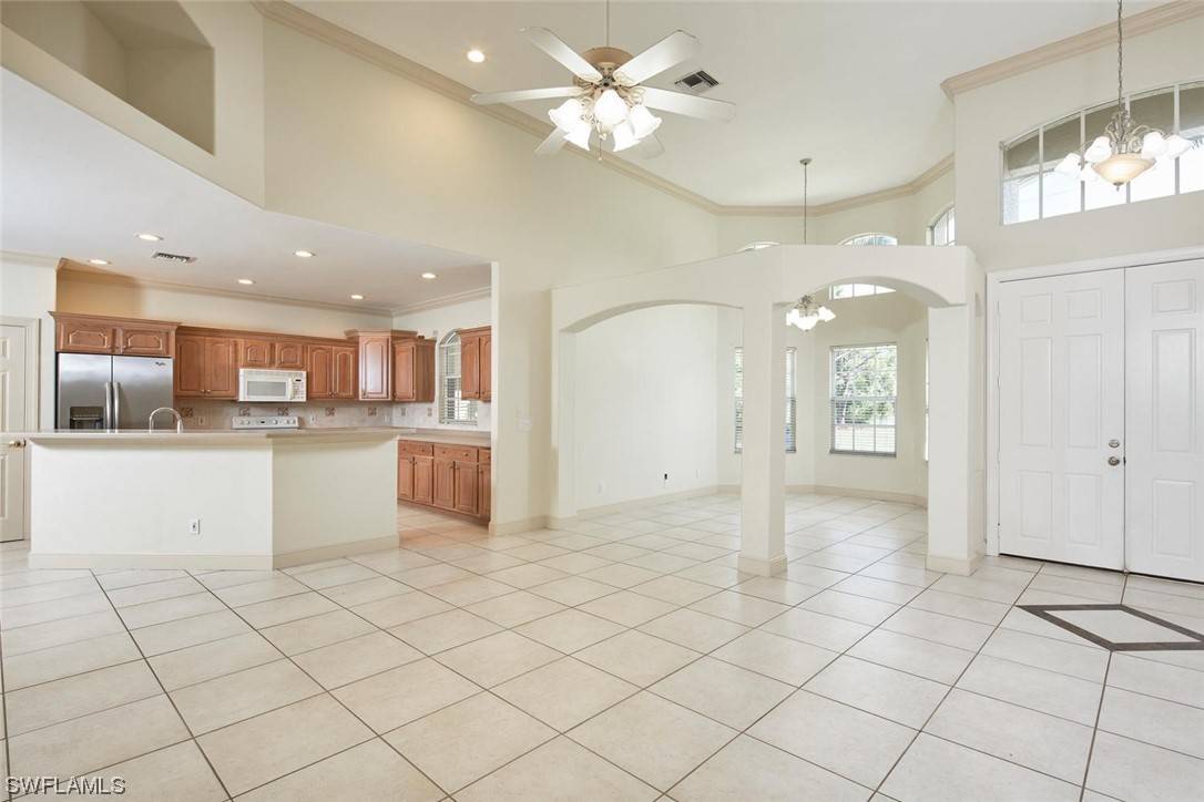 Marco Island, FL 34145,42 Tahiti RD
