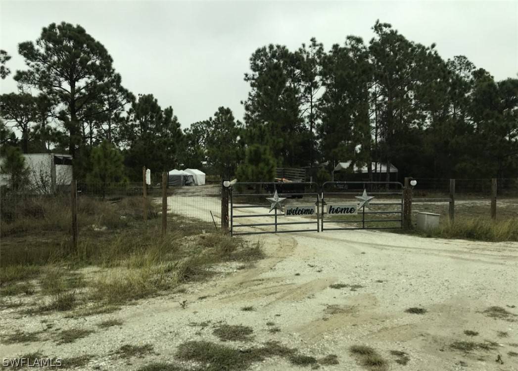 Other, FL 33935,7932 6th TER