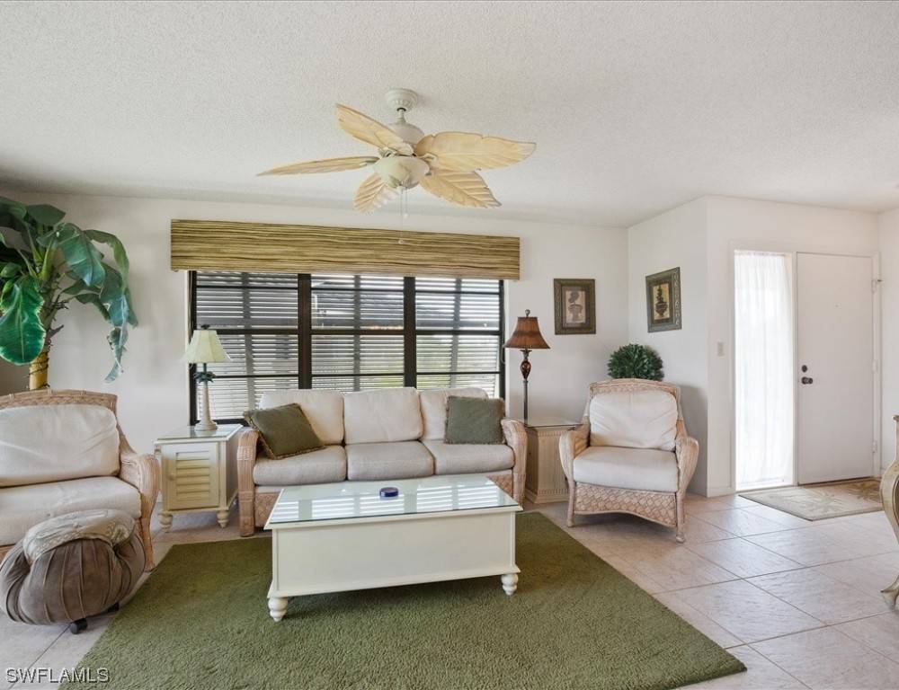 Marco Island, FL 34145,675 Seaview CT #F4