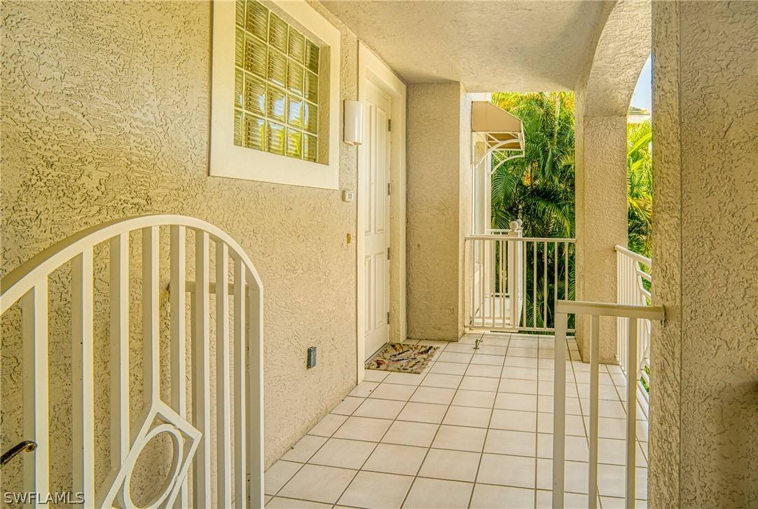 Sanibel, FL 33957,5775 Baltusrol CT #202